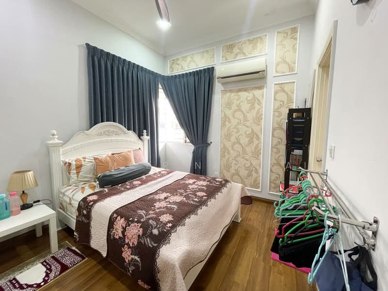Rumah Berkembar untuk Dijual di Seksyen 24 (Shah Alam) - Ammeer Nadzrai - Bedroom - PropertyGuru.com.my
