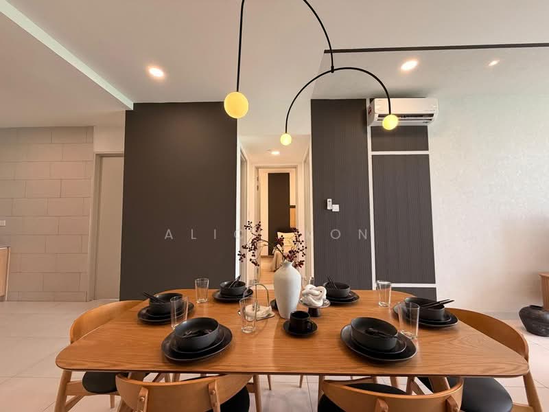 Service Residence for Rent at Renna Residence @ The NorthBank - Alice Kon - Dining Room - PropertyGuru.com.my