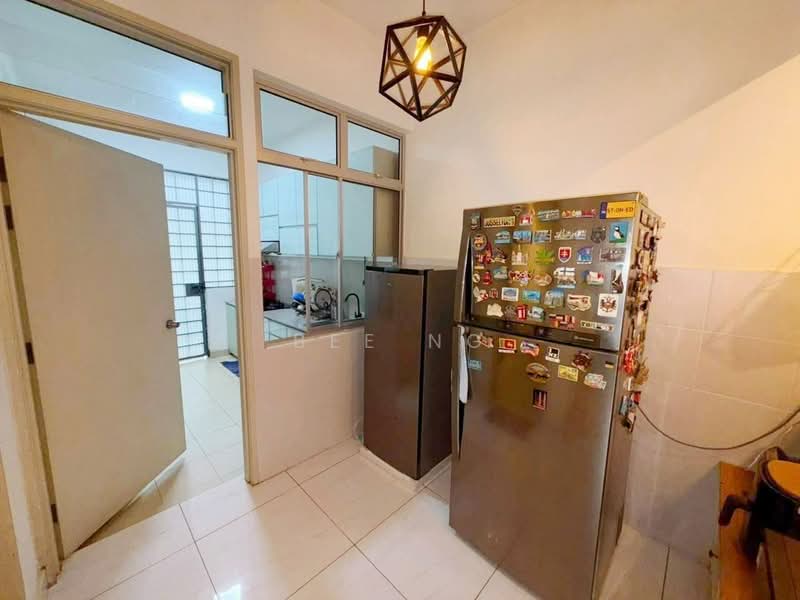 2-storey Terraced House for Sale in Iskandar Puteri (Nusajaya) (Johor) - Bee Ng - Kitchen - PropertyGuru.com.my