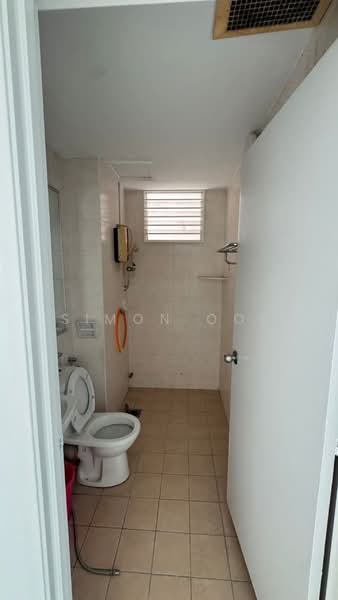 Condominium for Sale at Regency Heights Condo - Simon Ooi - Bathroom - PropertyGuru.com.my