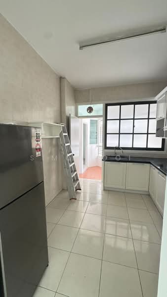 Condominium for Sale at Regency Heights Condo - Simon Ooi - Kitchen - PropertyGuru.com.my