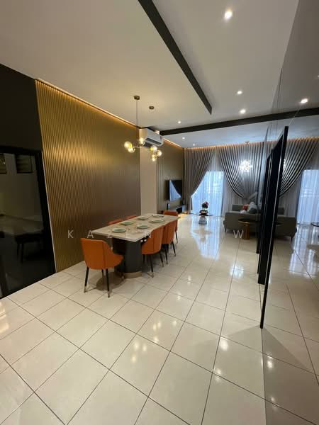 Kondominium untuk Dijual di Vista Millennium Condominium - Kazen Liew - Dining Room - PropertyGuru.com.my
