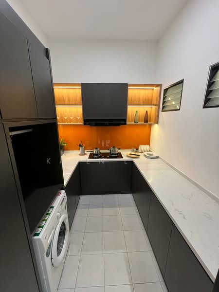 Kondominium untuk Dijual di Vista Millennium Condominium - Kazen Liew - Kitchen - PropertyGuru.com.my