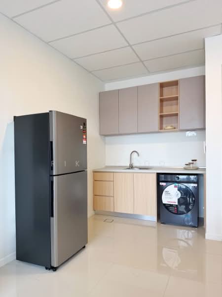 Servis Apartment untuk Disewa di Edelweiss @ Tropicana Gardens - Riko Choo - Kitchen - PropertyGuru.com.my
