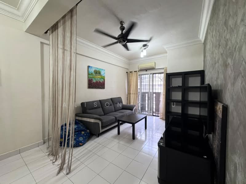Kediaman Servis untuk Disewa di Fortune Avenue - Alison Chiu - Living Room - PropertyGuru.com.my