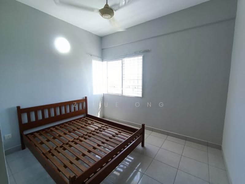 Pangsapuri untuk Disewa di Kemuning Aman - Ziyue Ong - Bedroom - PropertyGuru.com.my