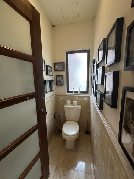 Bungalow House for Rent in Bukit Gita Bayu (Seri Kembangan) - Sunny Chan - Bathroom - PropertyGuru.com.my