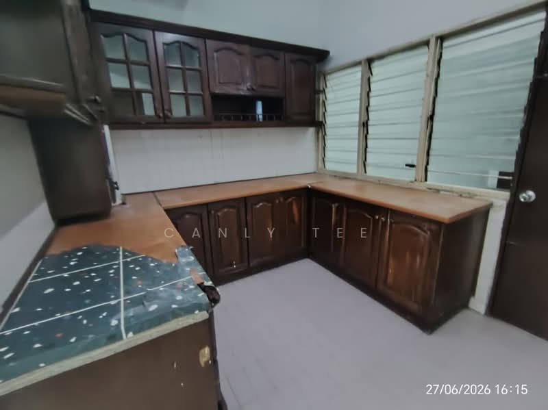 2-storey Terraced House for Sale in Bandar Bukit Tinggi (Klang) - Canly Tee - Kitchen - PropertyGuru.com.my