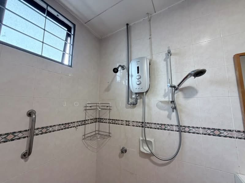 Rumah Teres 2 Tingkat untuk Dijual di Kota Damansara (Selangor) - Jocelin Lim - Bathroom - PropertyGuru.com.my