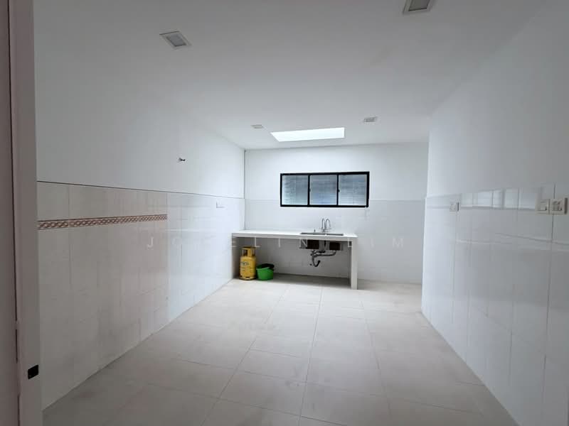 Rumah Teres 2 Tingkat untuk Dijual di Kota Damansara (Selangor) - Jocelin Lim - Kitchen - PropertyGuru.com.my