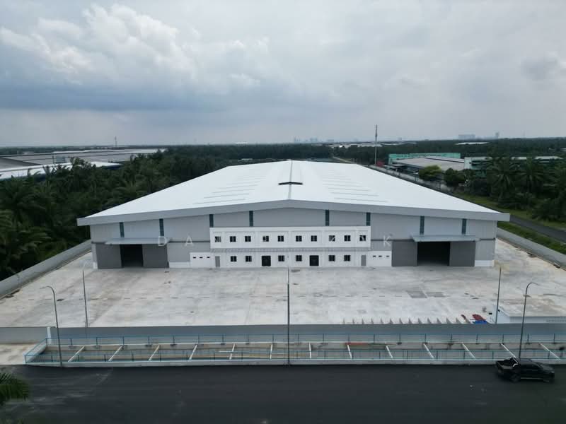Detached Factory for Sale in Kampung Teluk Mengkuang (Telok Panglima Garang) - Daniel Kok - Exterior - PropertyGuru.com.my