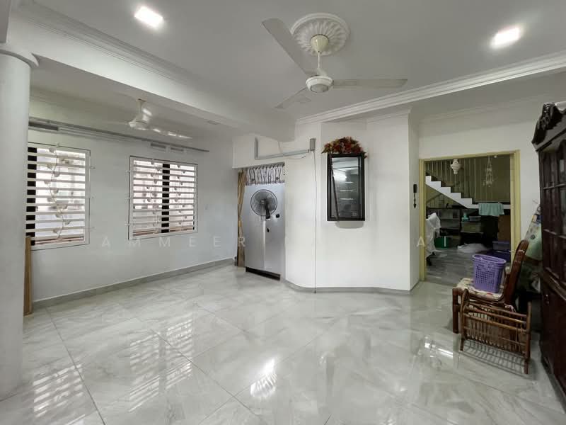 Rumah Teres 2-Tingkat untuk Dijual di Kajang (Selangor) - Ammeer Nadzrai - Living Room - PropertyGuru.com.my