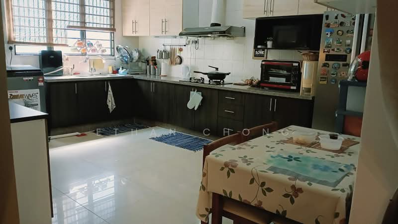 2-storey Terraced House for Sale in Bandar Bukit Tinggi (Klang) - Ethan Chong - Kitchen - PropertyGuru.com.my