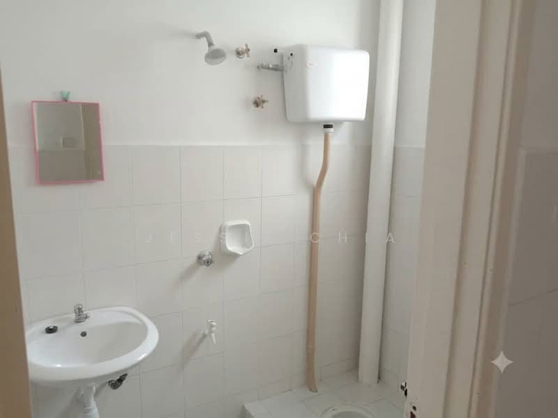 Terraced House for Sale in Bandar Mahkota Cheras (Cheras) - Jessie Chia - Bathroom - PropertyGuru.com.my