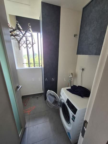 Servis Apartment untuk Dijual di Residensi Solaris Parq - Sean Lo - Balcony - PropertyGuru.com.my