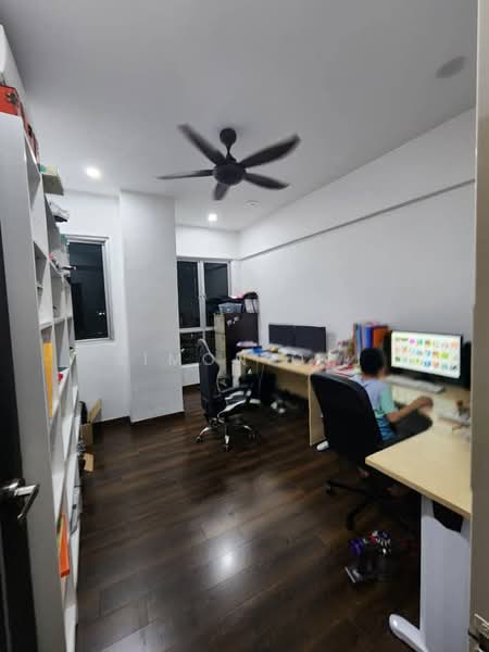 Kondominium untuk Dijual di Elit Heights @ Bayan City - Simon Ooi - Study - PropertyGuru.com.my
