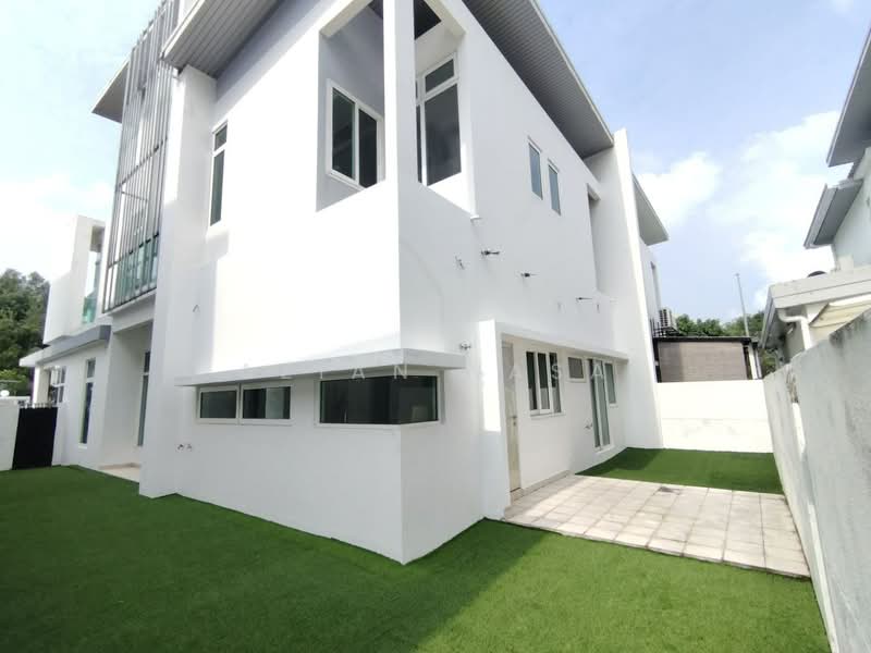 Rumah Berkembar untuk Dijual di Cyberjaya (Selangor) - Azian Nasa - PropertyGuru.com.my