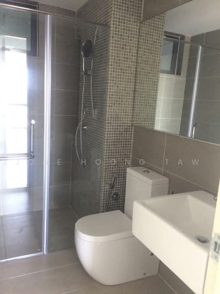 Service Residence for Sale at V Residence 2 @ Sunway Velocity - JONE HOONG TAW - Bathroom - PropertyGuru.com.my