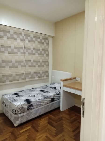 Apartment for Sale at Molek Pine 1 - Shi Ting - PropertyGuru.com.my
