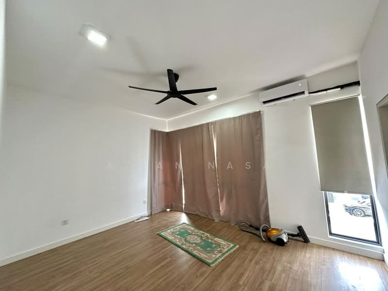 Semi-Detached House for Sale in Semenyih (Selangor) - Azian Nasa - PropertyGuru.com.my