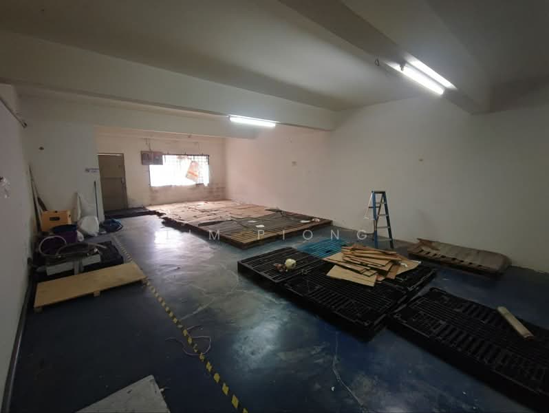 Kedai untuk Dijual di Taman Cheng Perdana (Cheng) - Tim Piong - Interior - PropertyGuru.com.my