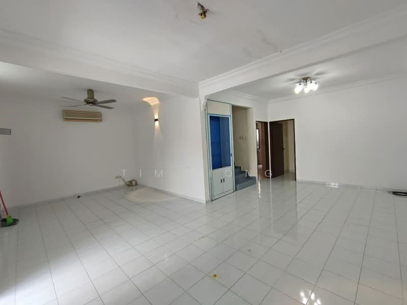 2-storey Terraced House for Sale in Taman Semabok Jaya (Semabok) - Tim Piong - Living Room - PropertyGuru.com.my
