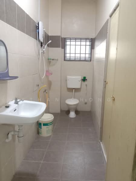 2-storey Terraced House for Sale in Taman Sentosa (Klang) - Ethan Chong - Bathroom - PropertyGuru.com.my