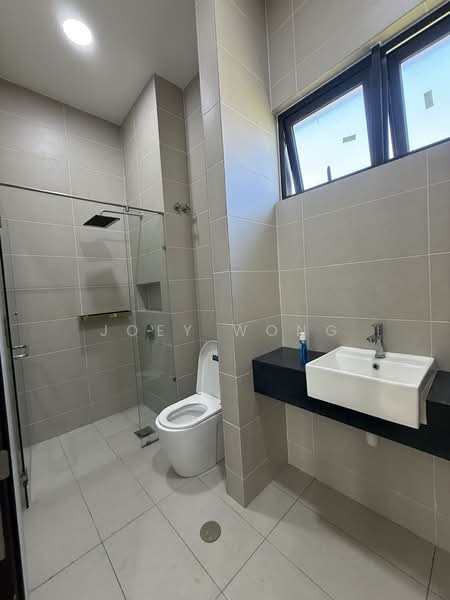 Bungalow for Rent in Putra Heights (Subang Jaya) - Joey Wong - Bathroom - PropertyGuru.com.my