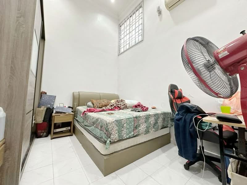 Rumah Teres 1-Tingkat untuk Dijual di Taman Malim Jaya (Bachang) - Tim Piong - Bedroom - PropertyGuru.com.my