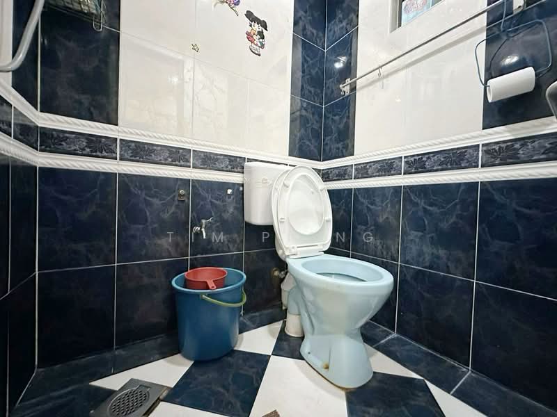 Rumah Teres 1-Tingkat untuk Dijual di Taman Malim Jaya (Bachang) - Tim Piong - Bathroom - PropertyGuru.com.my