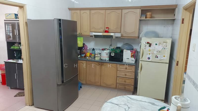 Rumah Teres 2 Tingkat untuk Dijual di Bukit Jelutong (Shah Alam) - Chee Hin - Kitchen - PropertyGuru.com.my