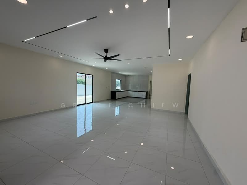 Bungalow for Sale in Larkin (Johor Bahru) - Grace Chiew - Living Room - PropertyGuru.com.my