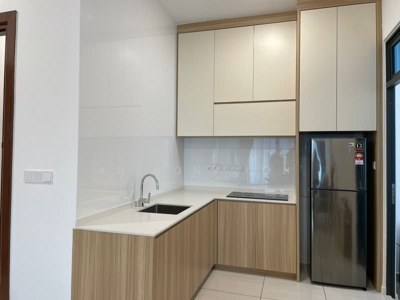 Condominium for Rent at Queens Residences Q2 @ Queens Waterfront - Anthony Loh - Kitchen - PropertyGuru.com.my
