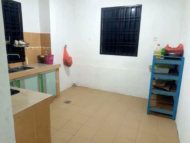 Terraced House for Rent in Senai (Kulai) - Enoch Liong - Kitchen - PropertyGuru.com.my
