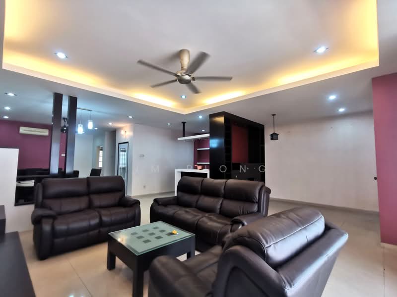 2-storey Terraced House for Sale in Taman Semabok Perdana (Semabok) - Tim Piong - Living Room - PropertyGuru.com.my