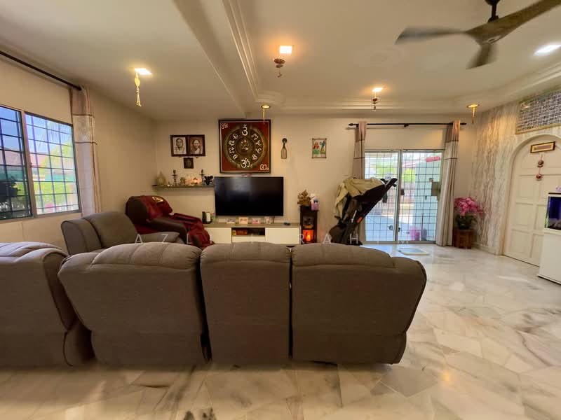 Rumah Teres 1 Tingkat untuk Dijual di Taman Berlian (Kajang) - Azli Ibrahim - Living Room - PropertyGuru.com.my