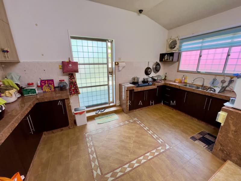 Rumah Teres 1 Tingkat untuk Dijual di Taman Berlian (Kajang) - Azli Ibrahim - Kitchen - PropertyGuru.com.my