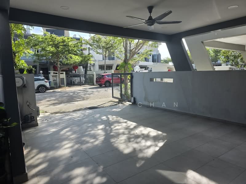 2-storey Terraced House for Sale in Laman Glenmarie (Shah Alam) - Joseph Chan - Exterior - PropertyGuru.com.my