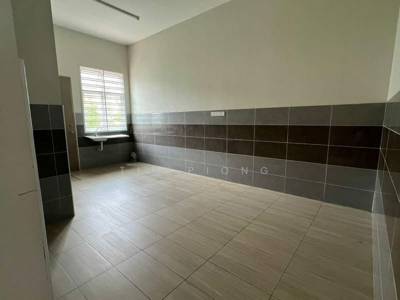 2-storey Terraced House for Sale in Tanjong Minyak (Melaka) - Tim Piong - Kitchen - PropertyGuru.com.my