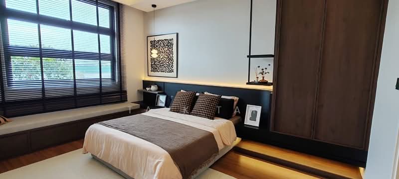 Rumah Berkembar untuk Dijual di Bandar Gamuda Cove (Dengkil) - Tank Tan - Bedroom - PropertyGuru.com.my