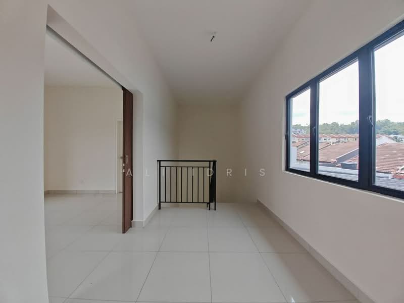 Rumah Teres 3 Tingkat untuk Dijual di Ukay Bistari (Ulu Kelang) - Ali Idris - Interior - PropertyGuru.com.my