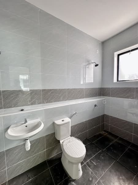 Rumah Berkembar untuk Dijual di Panorama Lapangan Perdana (Ipoh) - Levi Chong - Bathroom - PropertyGuru.com.my
