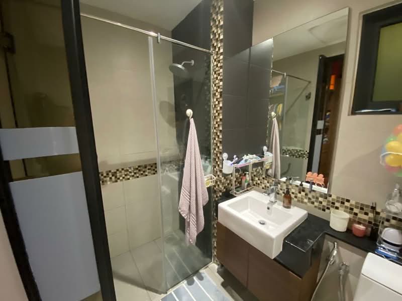 Condominium for Sale at The Vyne - Sean Loo - Bathroom - PropertyGuru.com.my