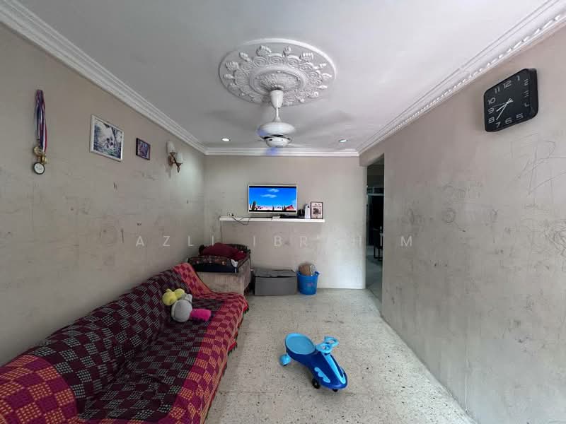 1-storey Terraced House for Sale in Taman Medan (Petaling Jaya) - Azli Ibrahim - Living Room - PropertyGuru.com.my