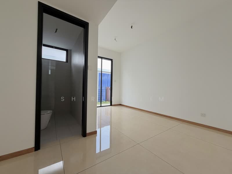 Bungalow for Sale in Senibong (Permas Jaya) - Shirley Lim - PropertyGuru.com.my