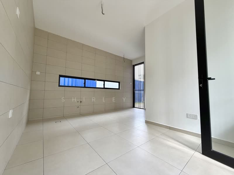 Bungalow for Sale in Senibong (Permas Jaya) - Shirley Lim - Kitchen - PropertyGuru.com.my