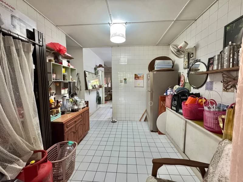 2-storey Terraced House for Sale in Taman Satria Jaya (Kuching) - Thomas Tong - Kitchen - PropertyGuru.com.my
