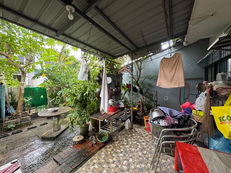 2-storey Terraced House for Sale in Taman Satria Jaya (Kuching) - Thomas Tong - Exterior - PropertyGuru.com.my