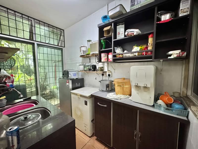 2-storey Terraced House for Sale in Taman Satria Jaya (Kuching) - Thomas Tong - Kitchen - PropertyGuru.com.my