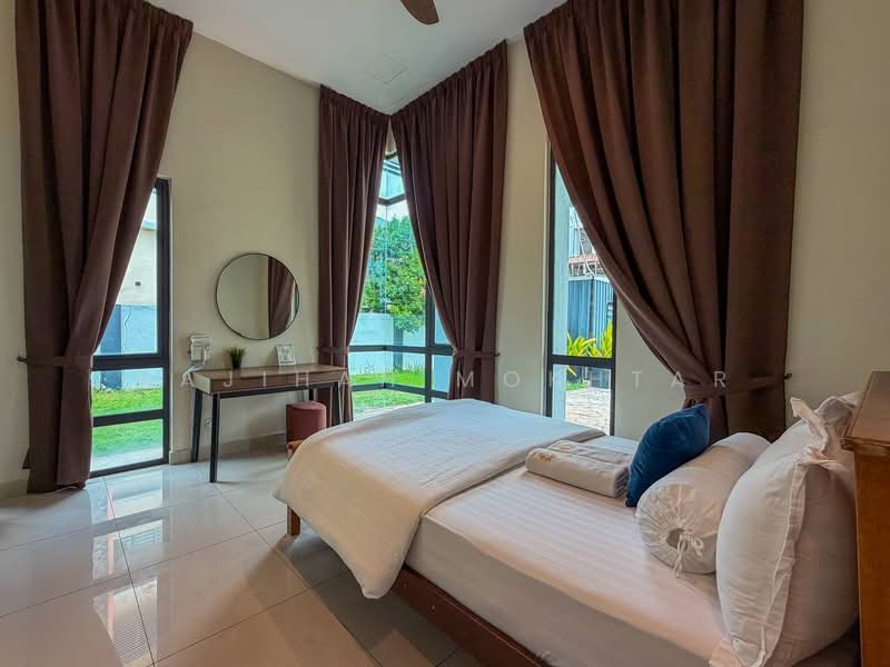 Bungalow for Sale in Shah Alam (Selangor) - Najihah Mokhtar - PropertyGuru.com.my